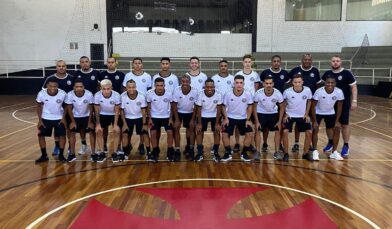 Equipe sub-21 embarca para disputar Copa Mundo de Futsal