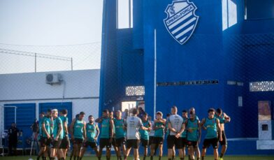 Em Maceió, Vasco finaliza preparação para duelo contra o CRB (AL)