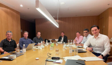 Vasco e 777 Partners iniciam encontros de planejamento no Rio
