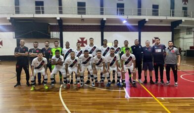 Vasco estreia com vitória no estadual de Futsal