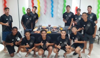 Vasco promove festa de Dia das Crianças aos atletas alojados